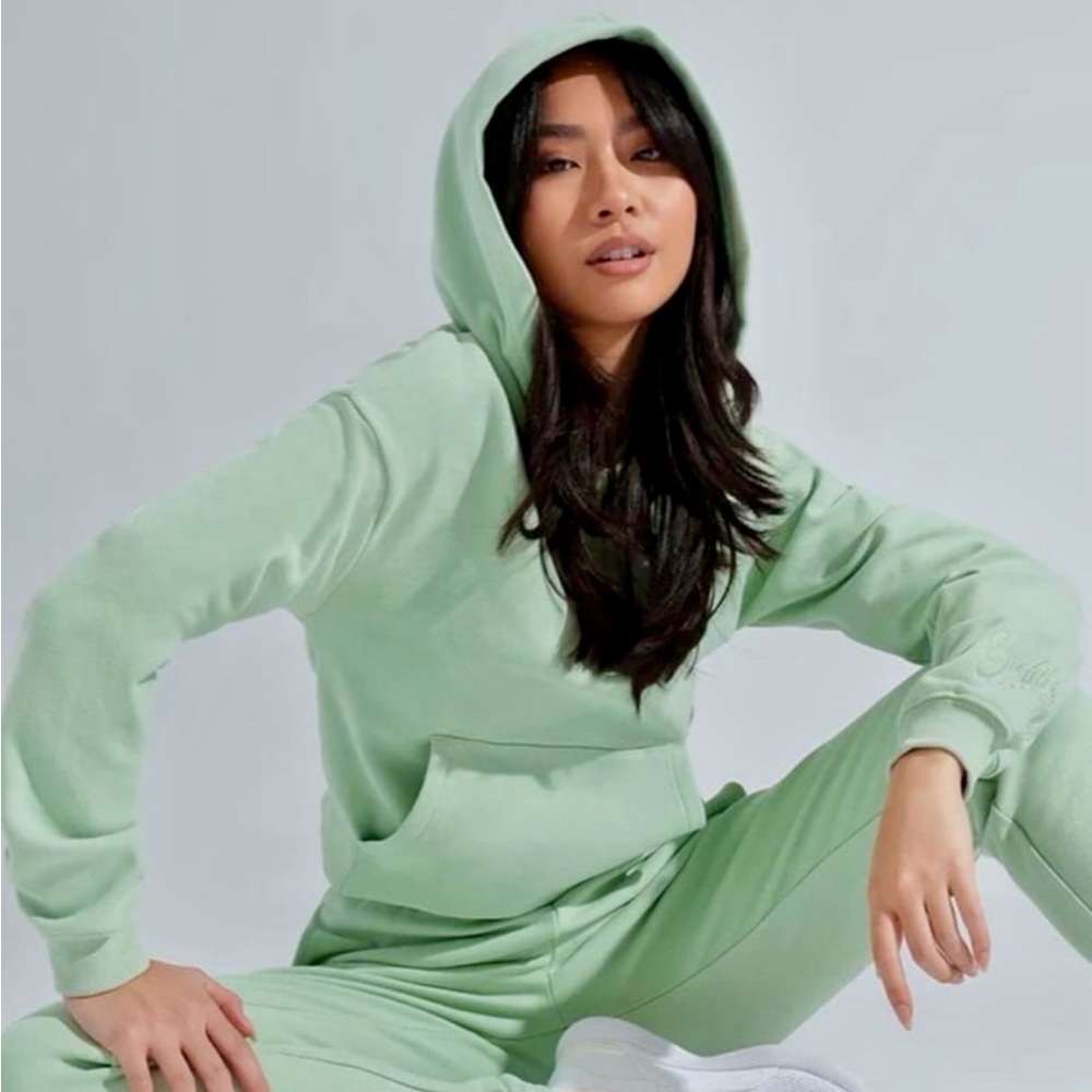 Buffbunny Cloud Hoodie - Small